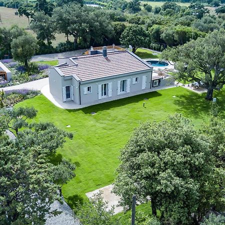 Villa Golden Root Real Estate San Teodoro  Exterior foto