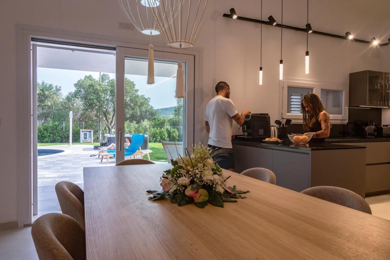 Villa Golden Root Real Estate San Teodoro  Exterior foto